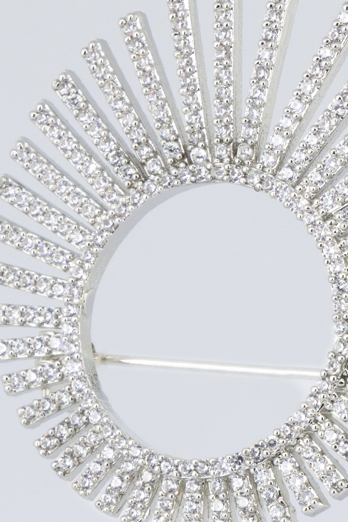 Silver Kristal Işık Çemberi Broş  Mısırlı