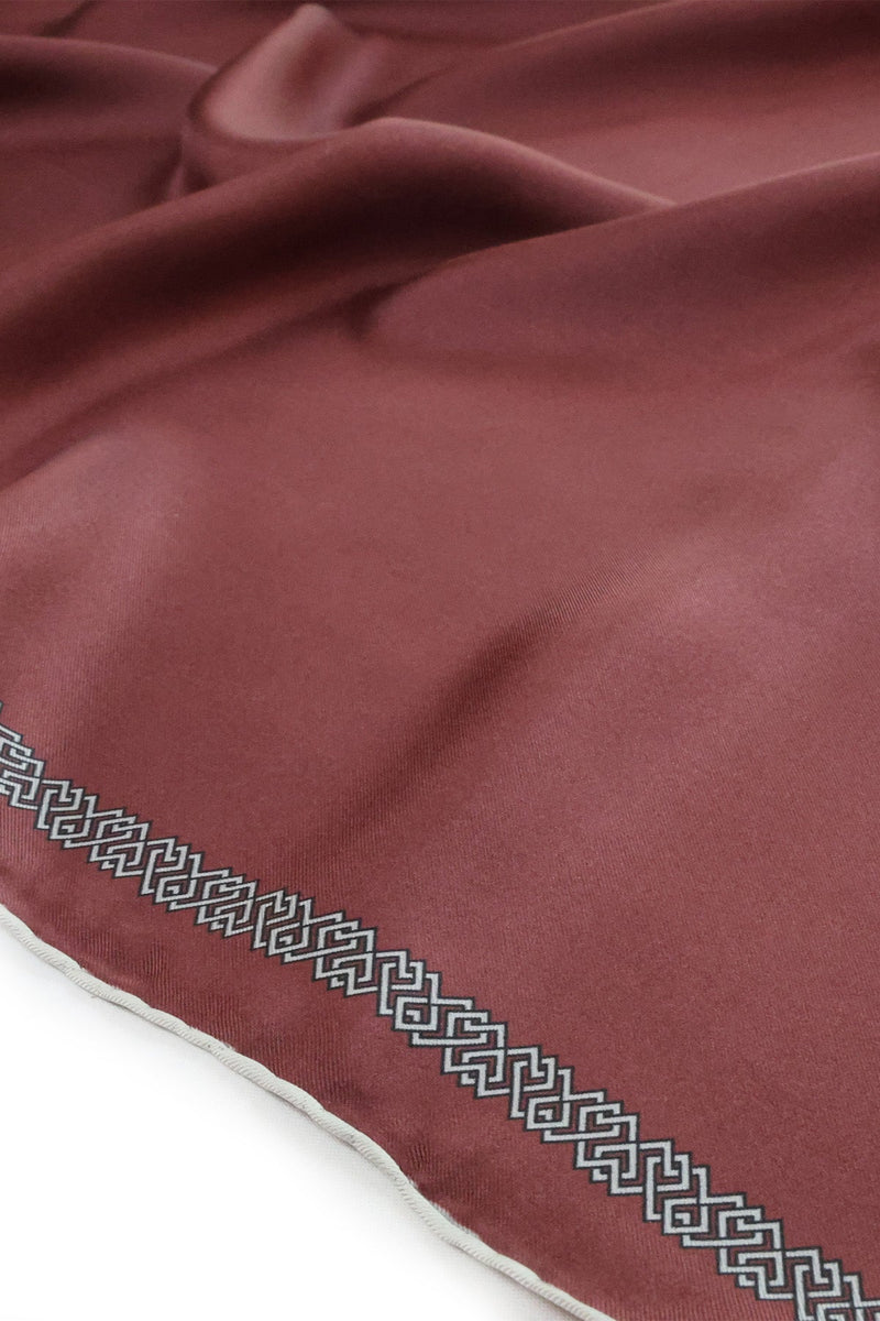 Bordo Kenarı Geometrik Desenli İpek Eşarp  Mısırlı