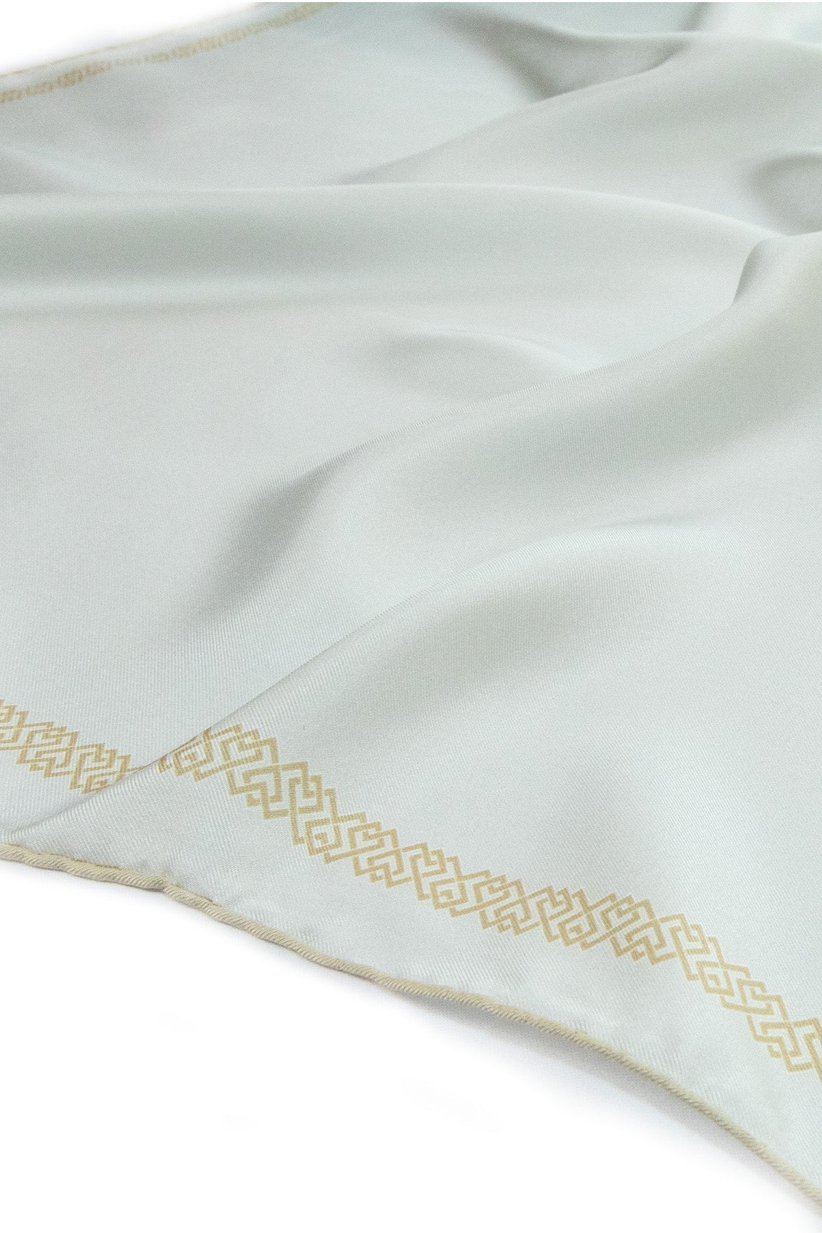 Mint Kenarı Geometrik Desenli İpek Eşarp  Mısırlı