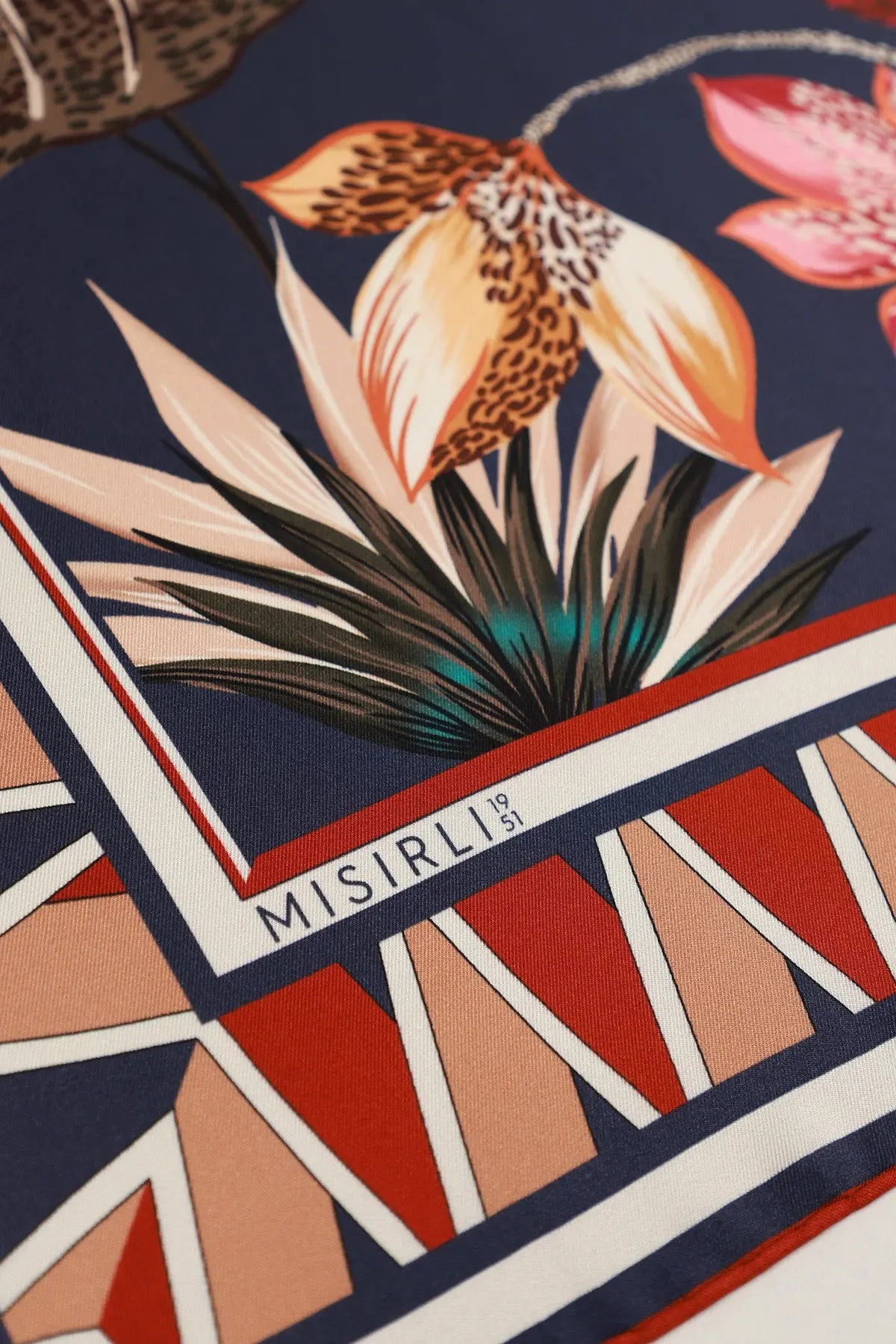 Lacivert Vintage Floral Motifli İpek Eşarp  Mısırlı 1951