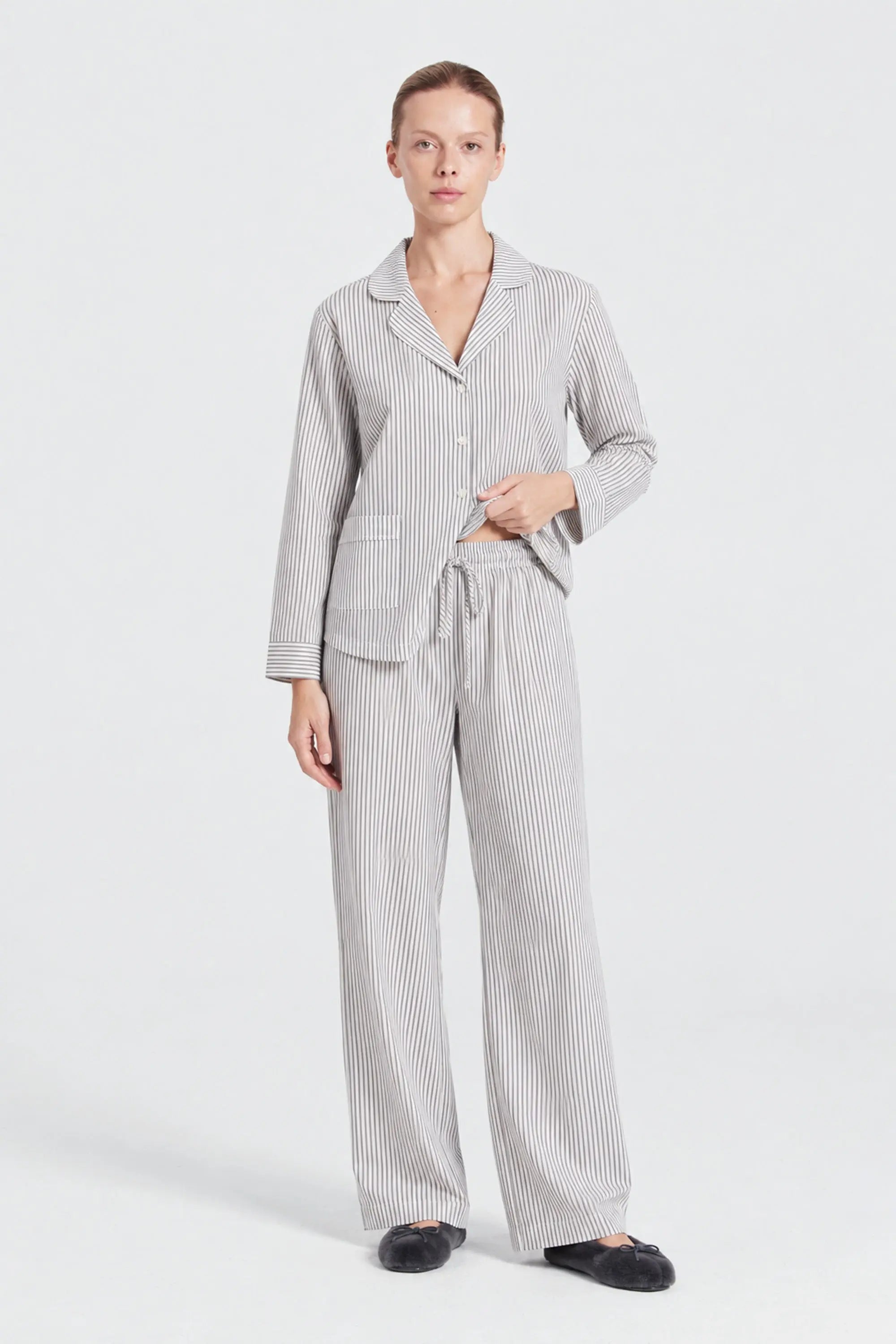 Beyaz Siyah Çizgili Bağcıklı Kadın Pijama Altı  Mısırlı