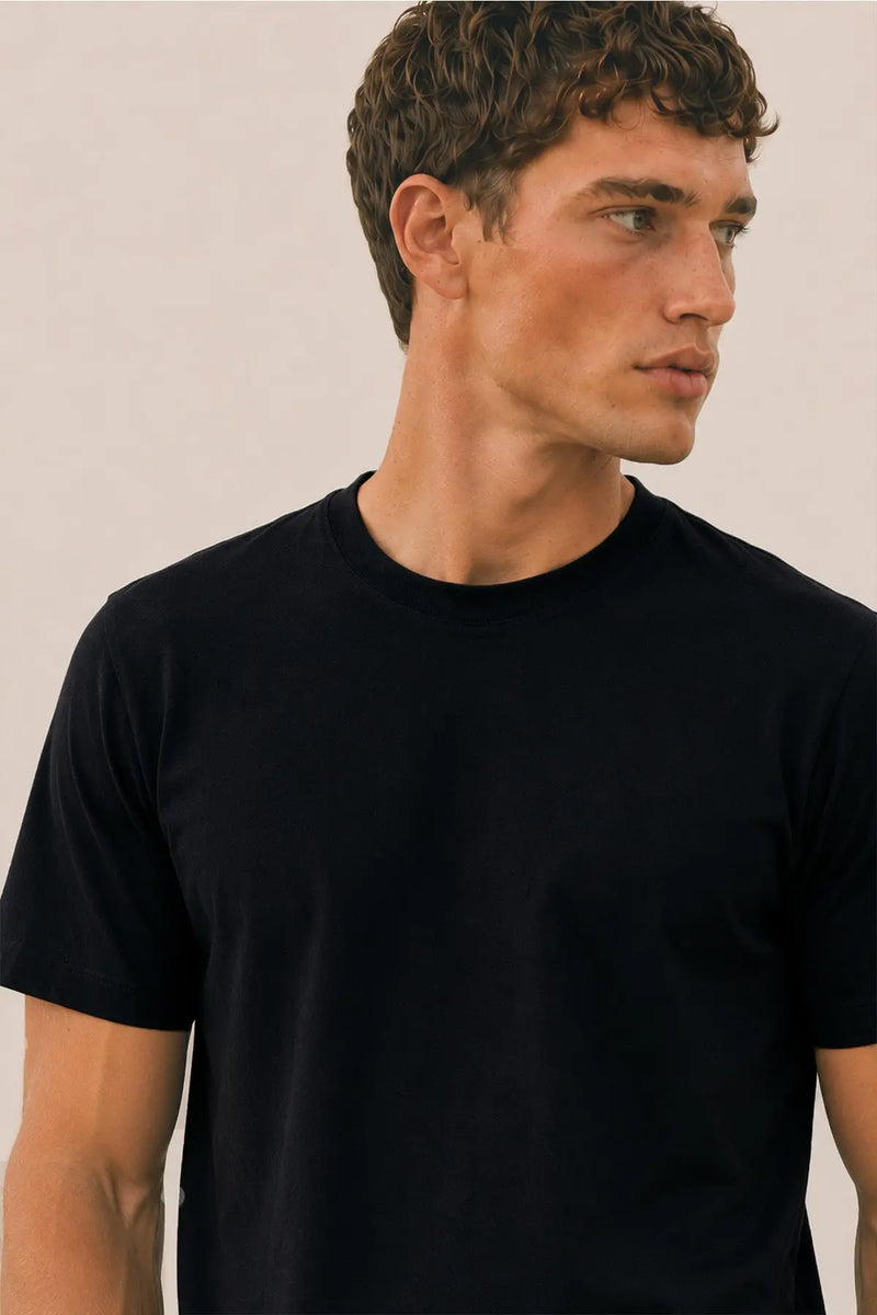 Siyah Bisiklet Yaka Triko Erkek T-Shirt  Mısırlı