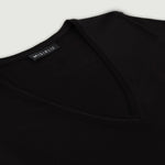 Siyah V Yaka Triko Kadın T-Shirt  Mısırlı