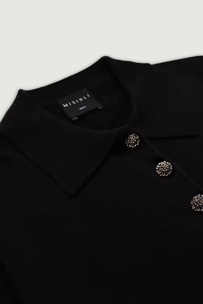 Siyah Polo Yaka Çiçek Düğmeli Kadın T-Shirt