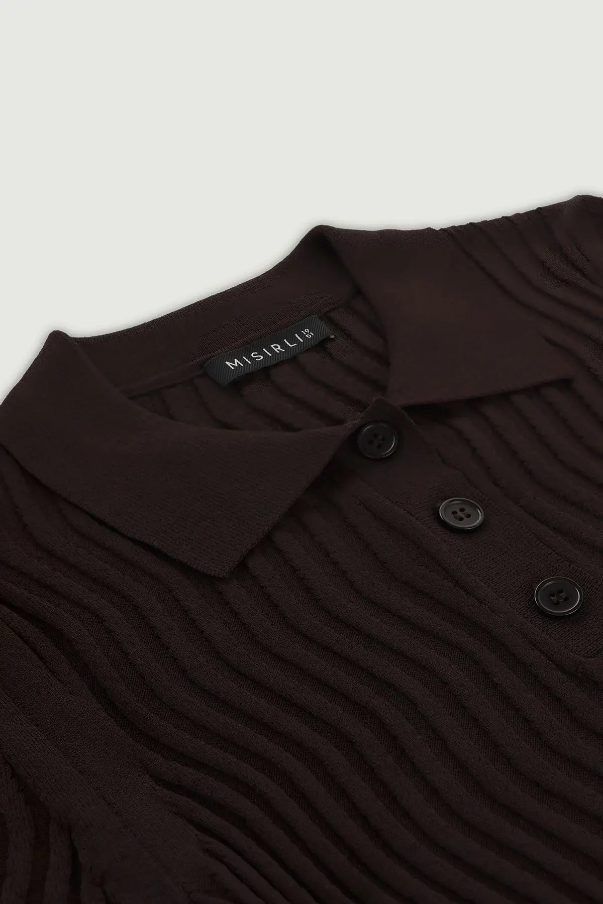 Acı Kahve Polo Yaka Dalga Desenli Kadın T-Shirt  Mısırlı