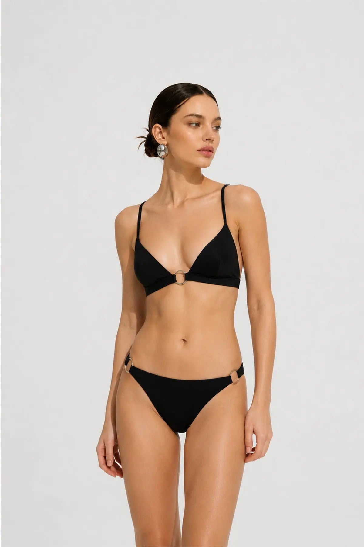 Siyah Halka Detaylı Üçgen Bikini Takımı  Mısırlı