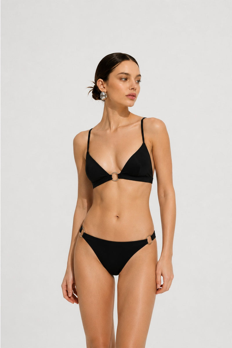 Siyah Halka Detaylı Üçgen Bikini Takımı  Mısırlı