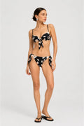 Siyah Çiçek Desenli Bikini Takımı