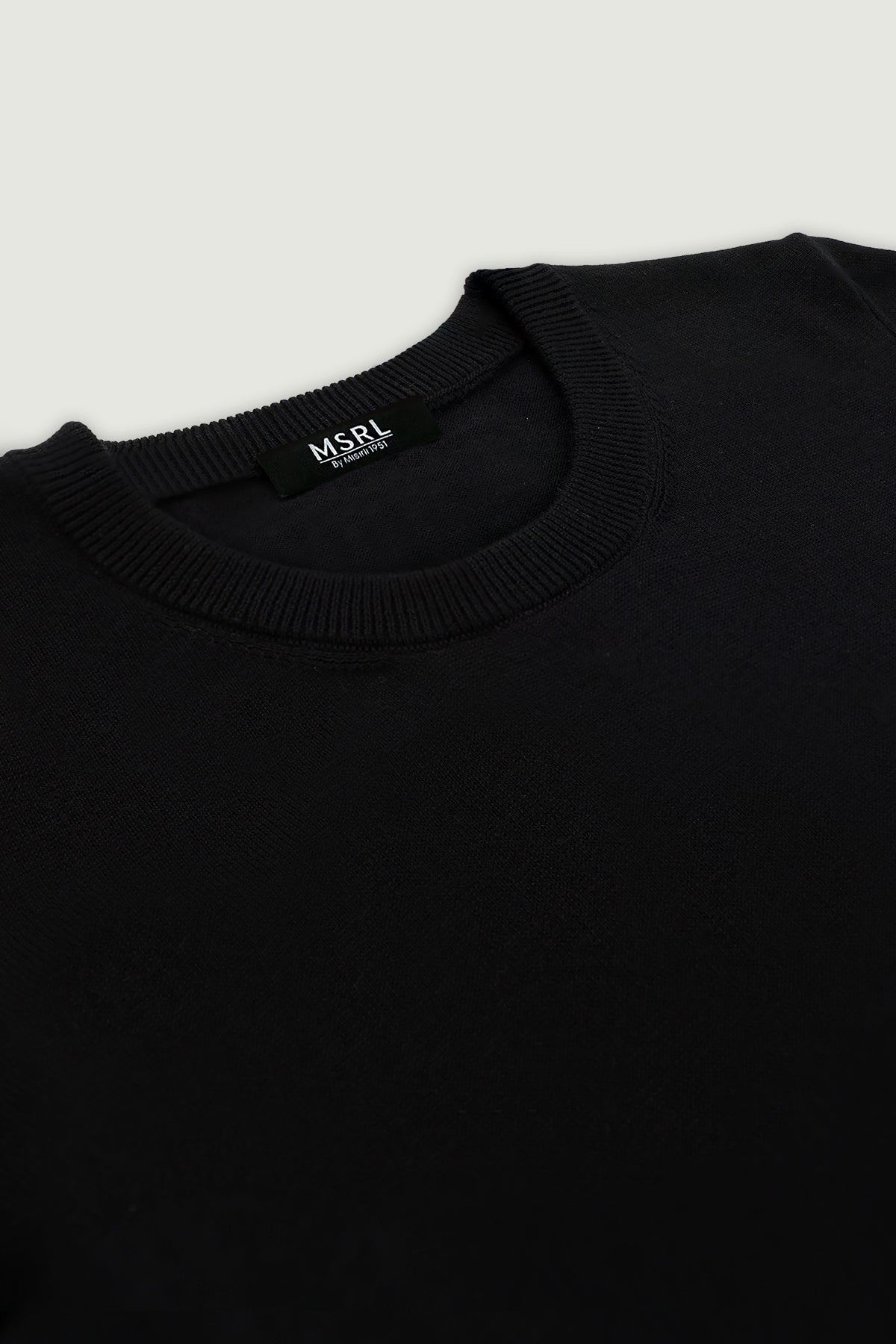 Siyah Rib Detaylı Kadın T-Shirt  Mısırlı