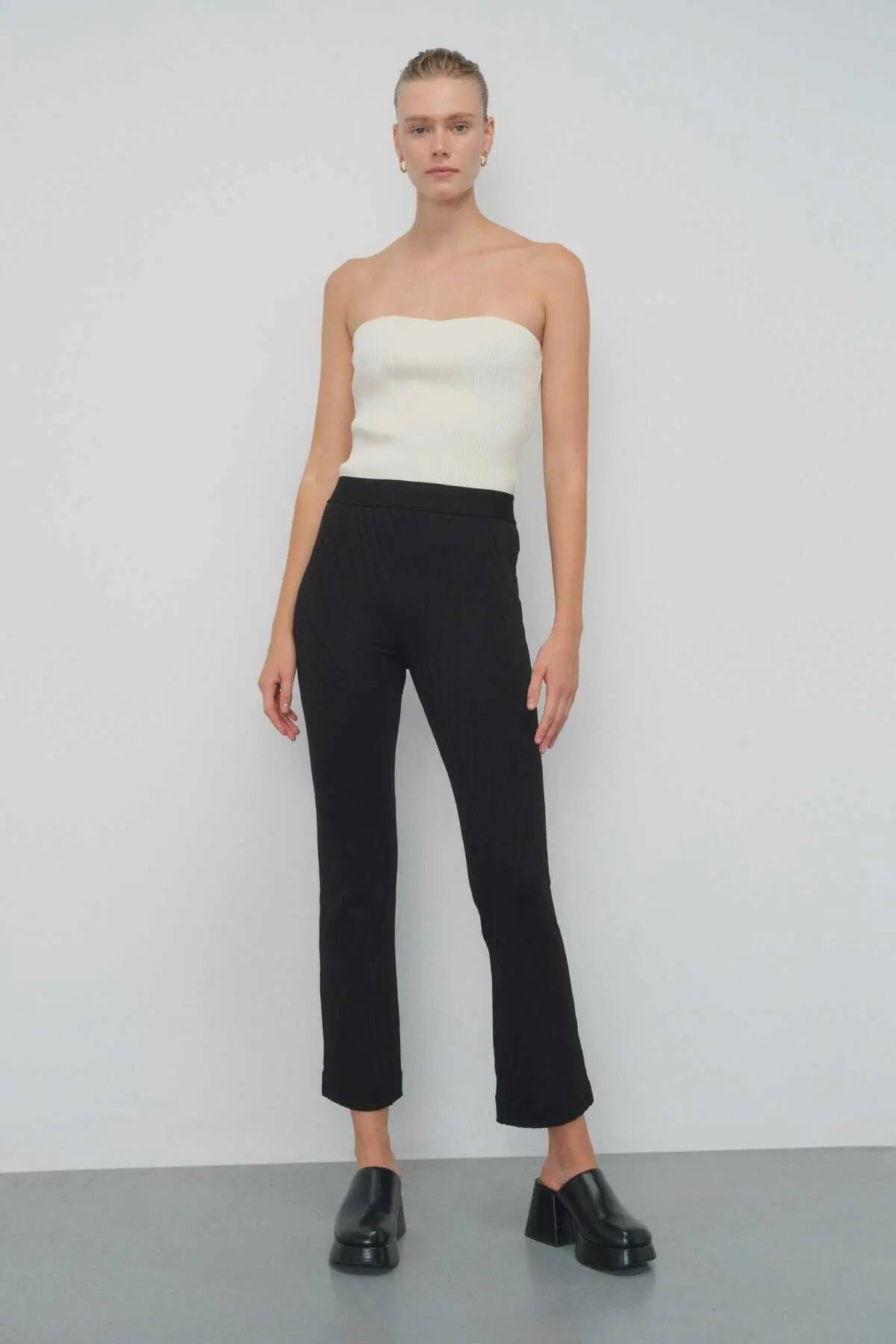 Ekru Straplez Crop Top  Mısırlı
